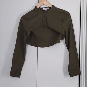 VETTA Dark Olive Cropped Top